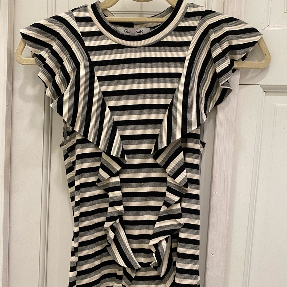 Gab & Kate Striped Ruffle Top - Picture 2 of 4